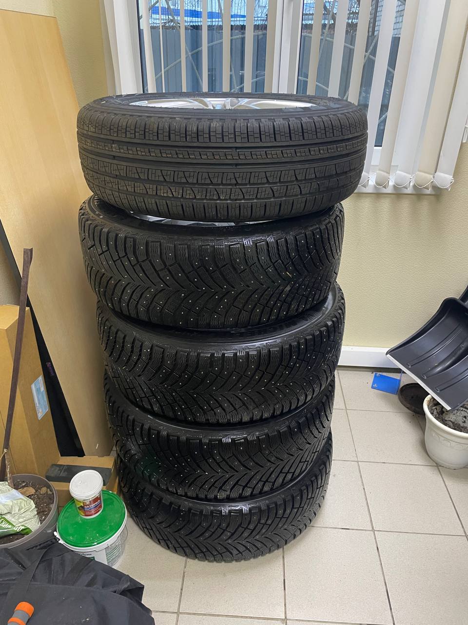 Диски R19 с зимними шинами от Land Rover Range Rover sport - Авто в Пермь - фото 2