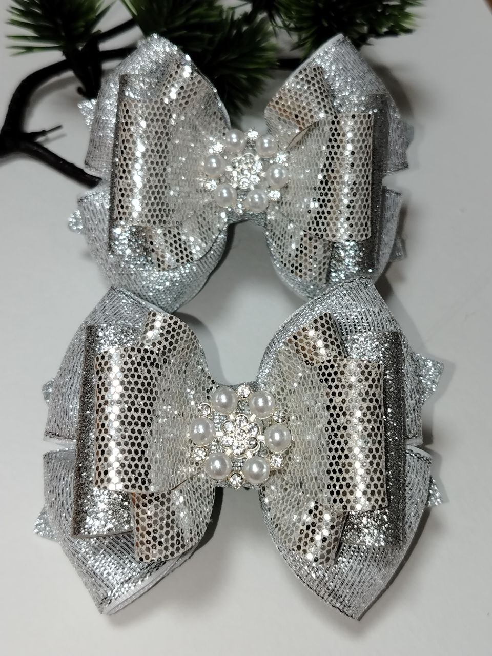 Новогодние бантики серебристого цвета - Хобби и отдых в Самара