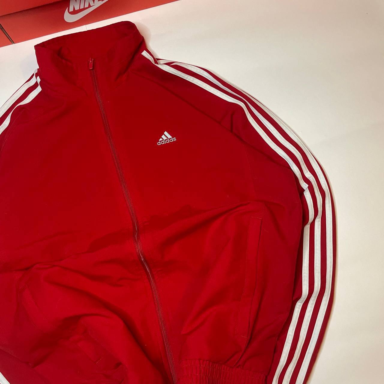 Винтажная ветровка Adidas 2006 года - частное объявление в Астрахань