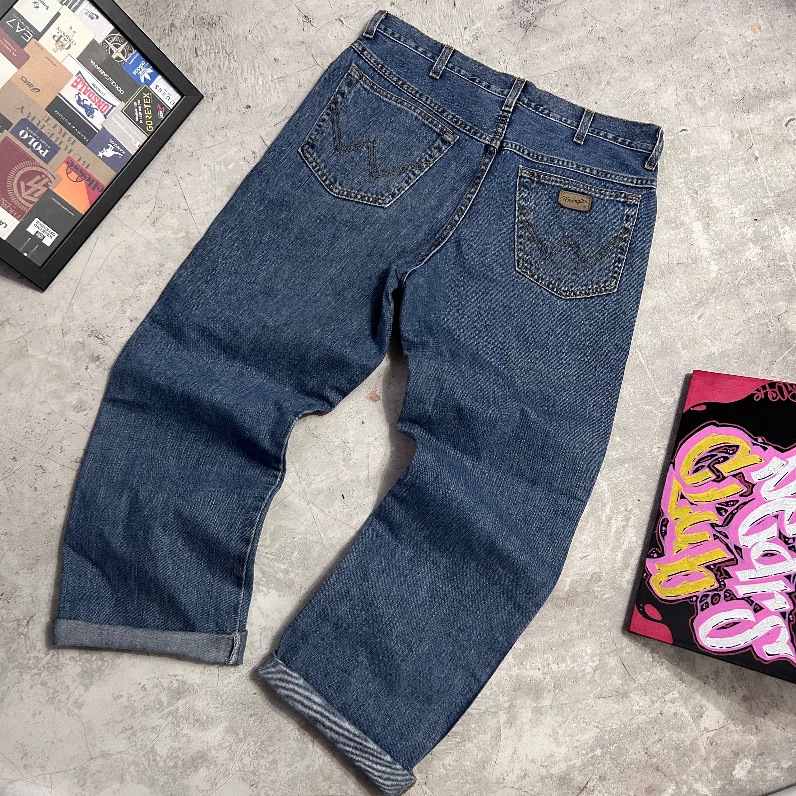 Джинсы Wrangler - частное объявление в Астрахань