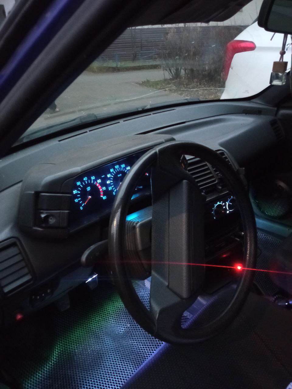 Продажа автомобиля 2004 года - Авто в Оренбург