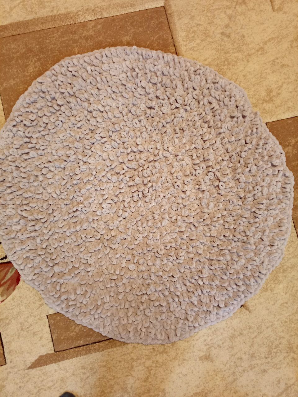 Ковёр связанный из плюшевой пряжи - Для дома и дачи в Саратов