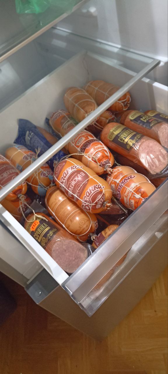 Сосиски колбаска для пиццы и бутербродов - Товары для детей в Иркутск