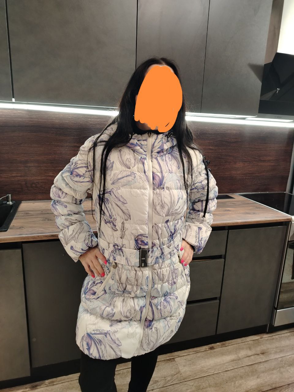 Пуховик 44 р - Одежда в Сургут