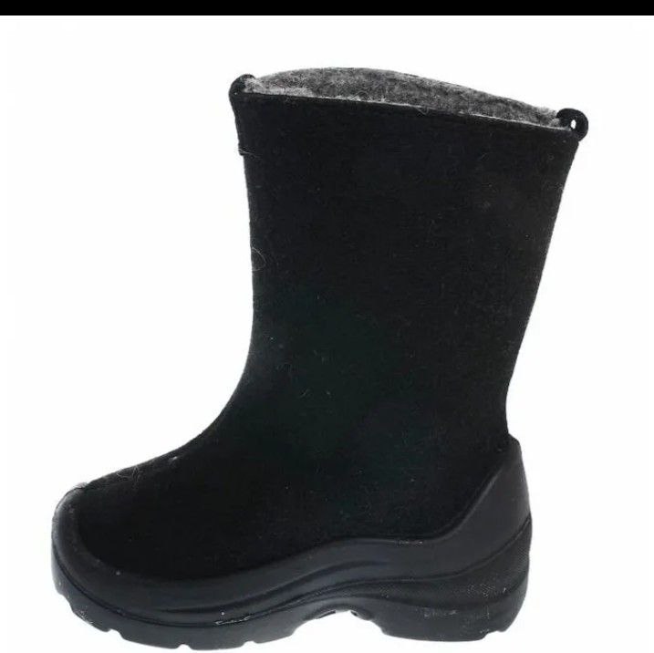 Зимняя шапка и валенки для ребенка - Товары для детей в Улан-Удэ