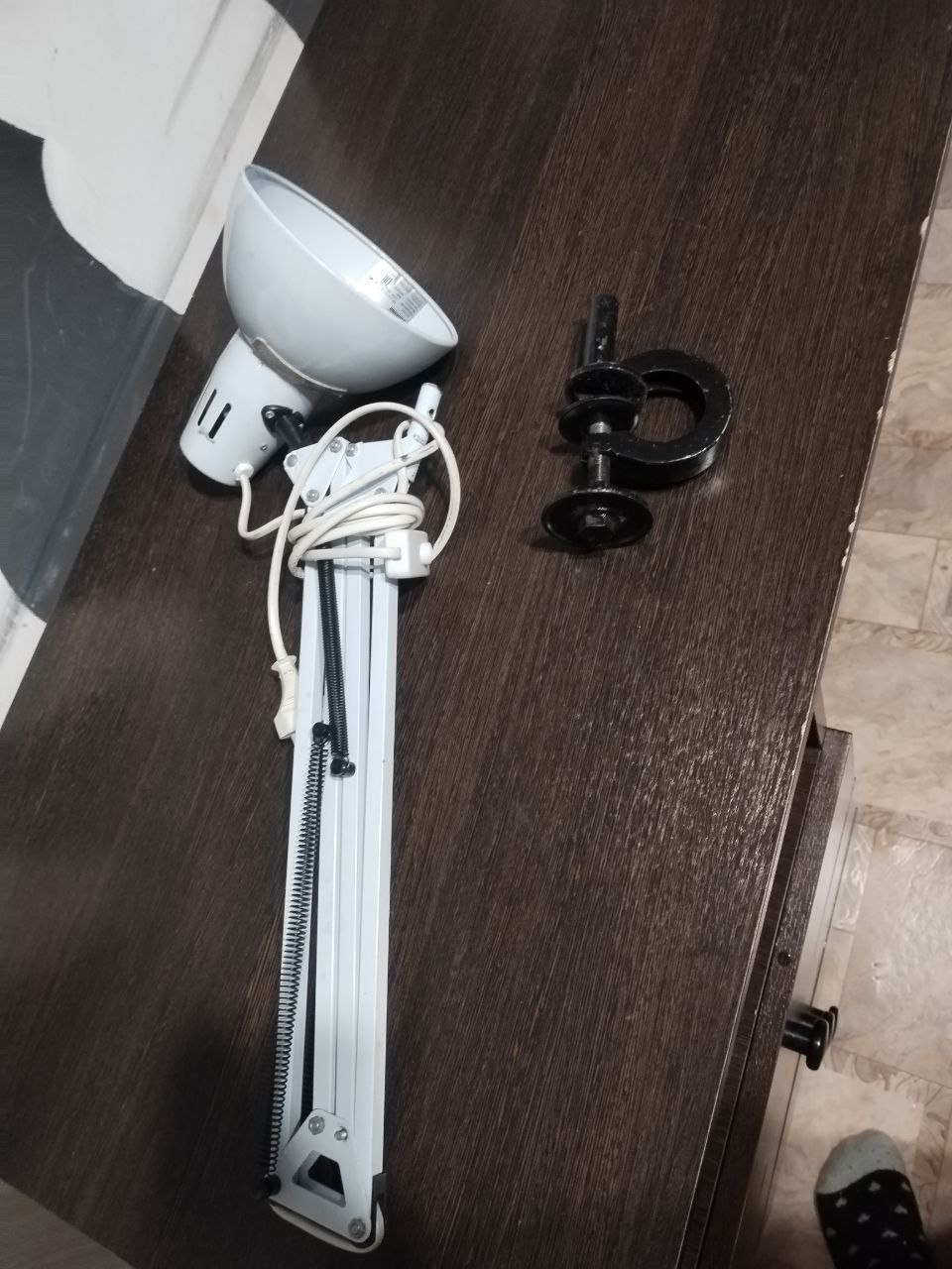 Продам лампу с креплением - Для дома и дачи в Улан-Удэ