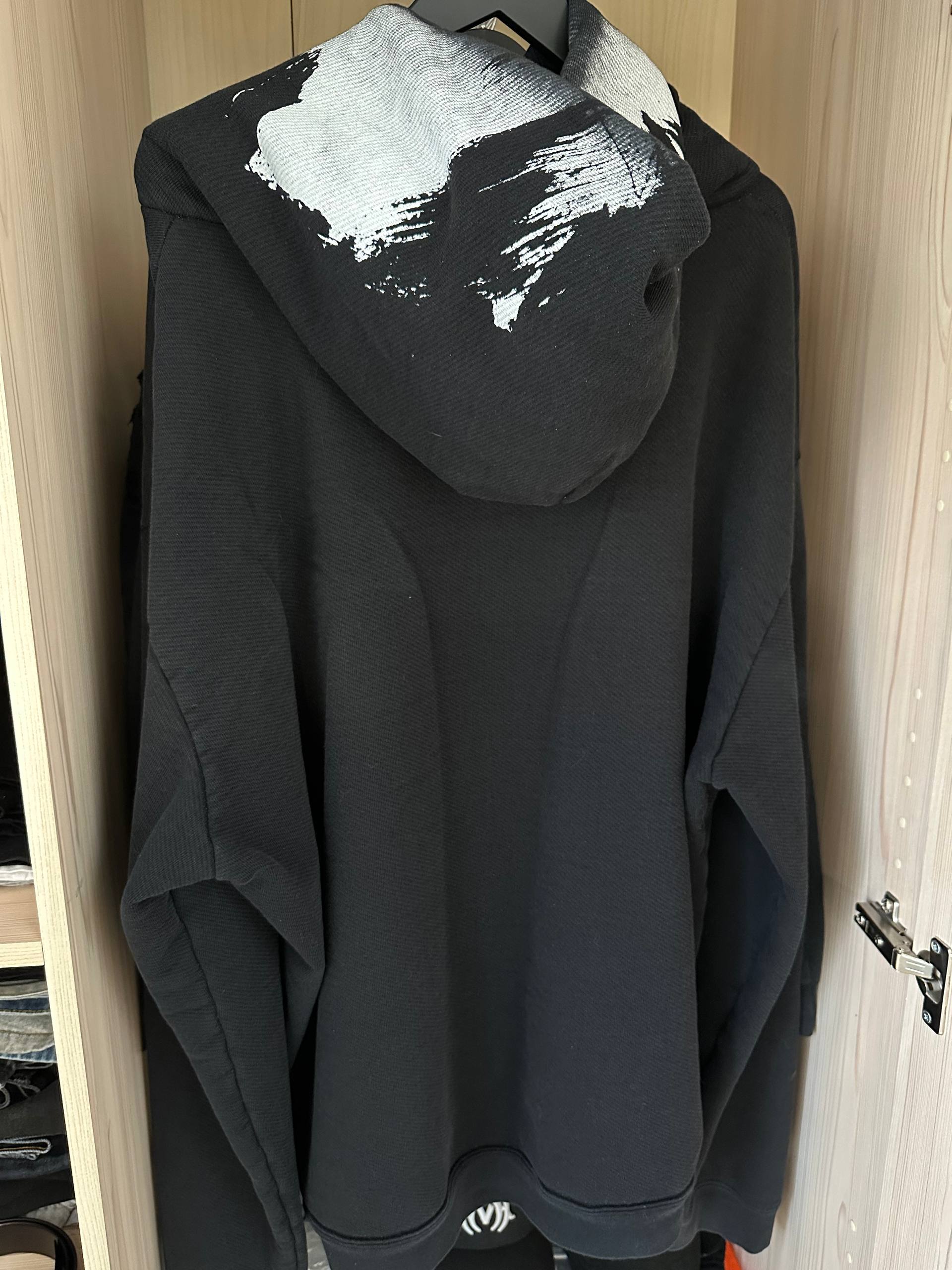 Худи Maison Margiela Painted Effect - Одежда в Красноярск