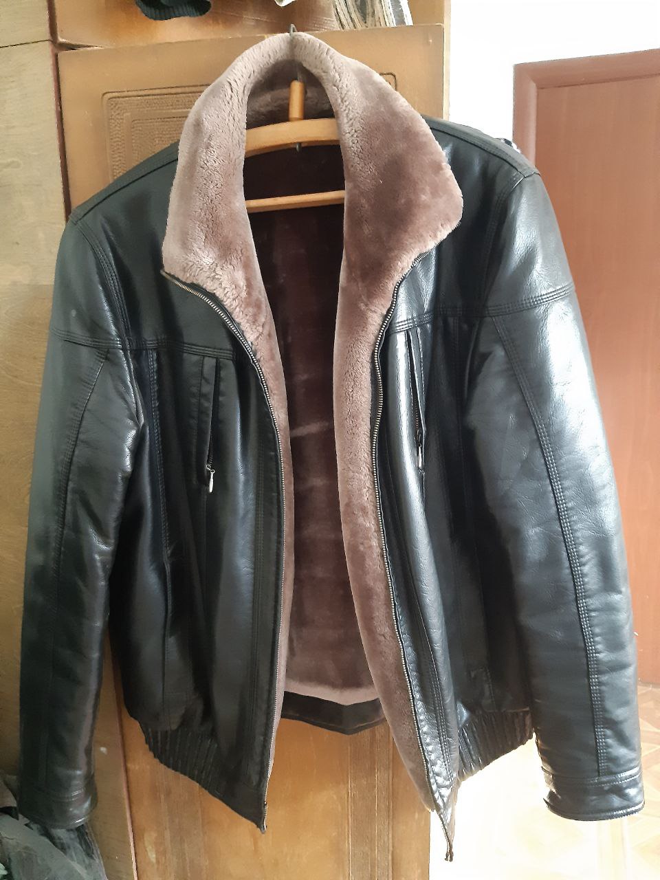 Продам мужскую зимнюю куртку - частное объявление в Улан-Удэ