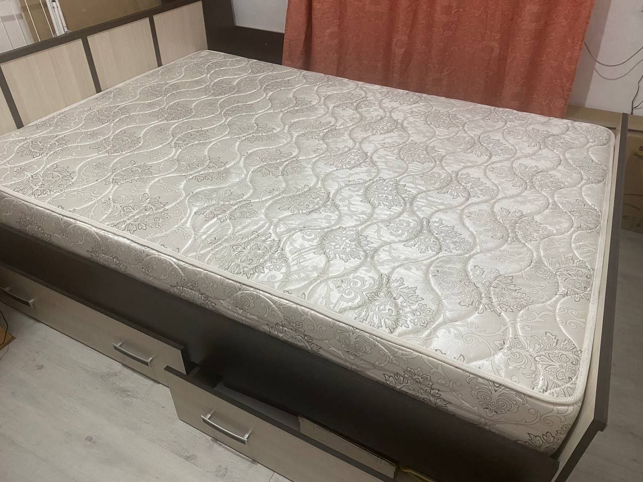 Продаётся кровать 150/200 б/у - Для дома и дачи в Улан-Удэ