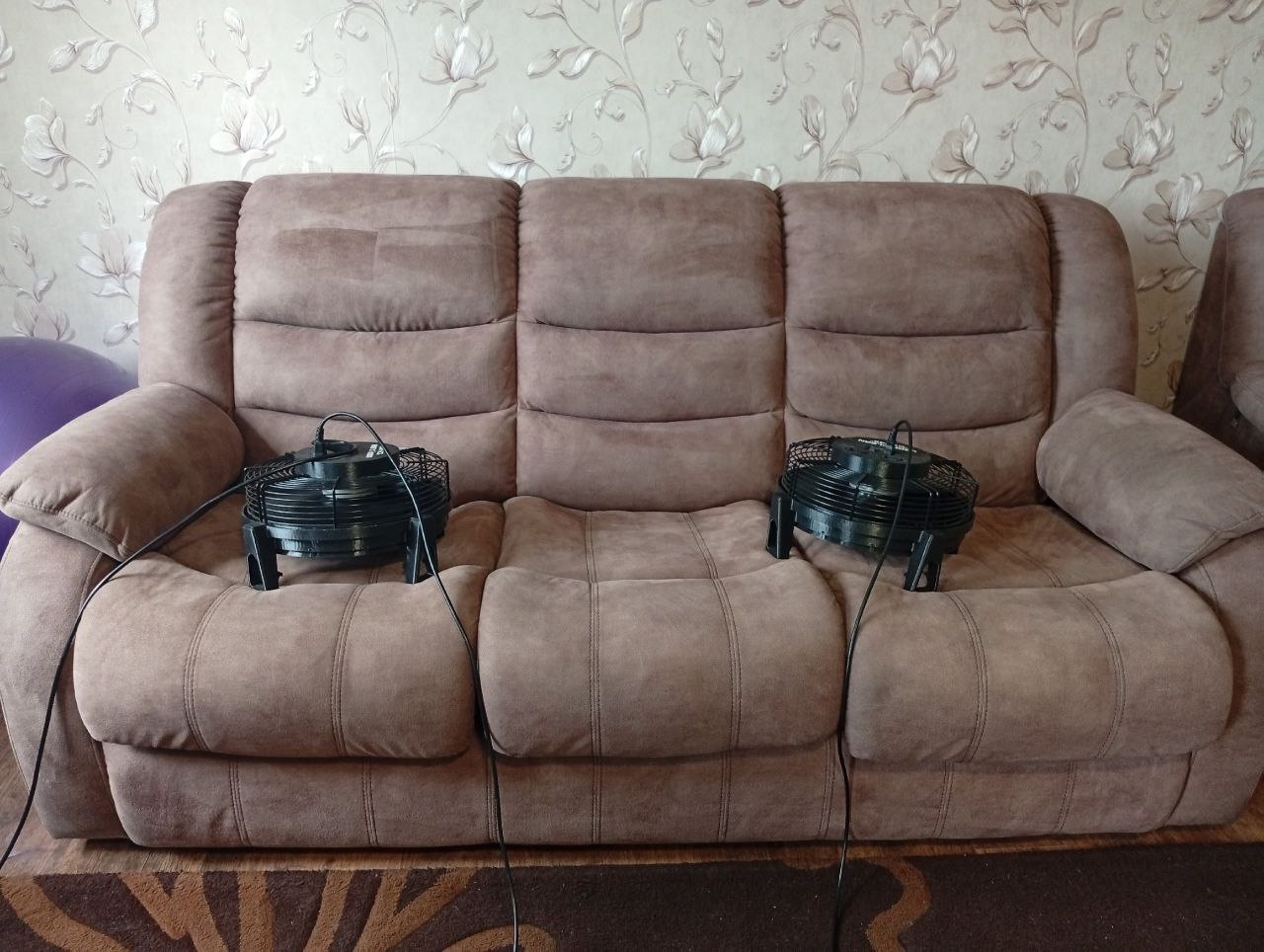 Химчистка мягкой мебели на дому - Услуги в Абакан - фото 4