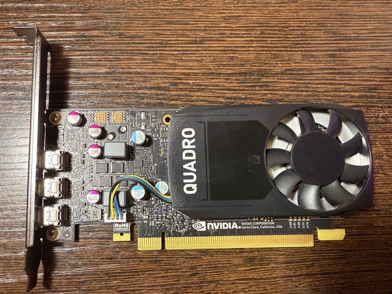 Видеокарта Quadro PNY (vcqp400) - Электроника в Новосибирск