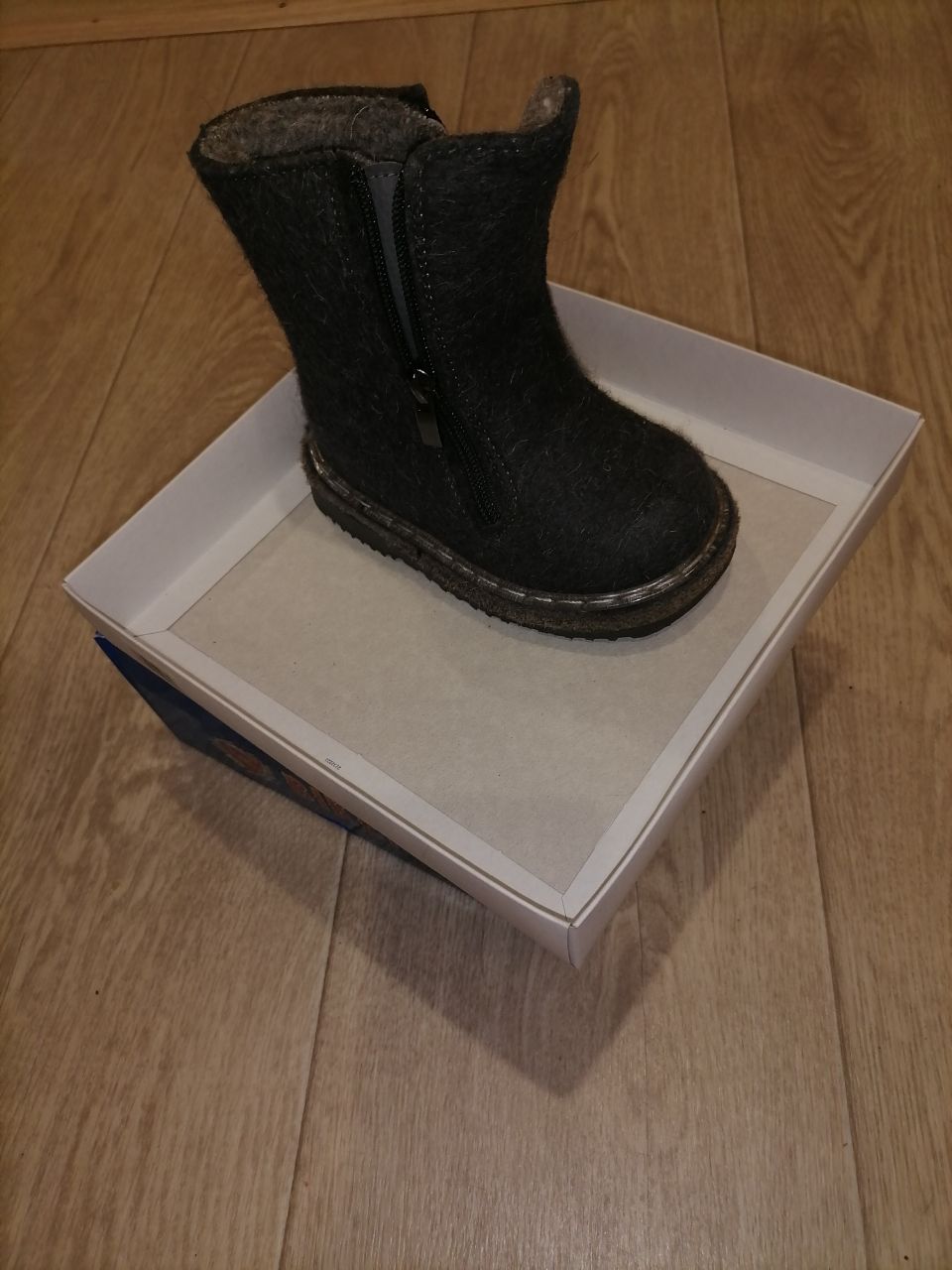 Продам унтоваленки - Одежда в Чита