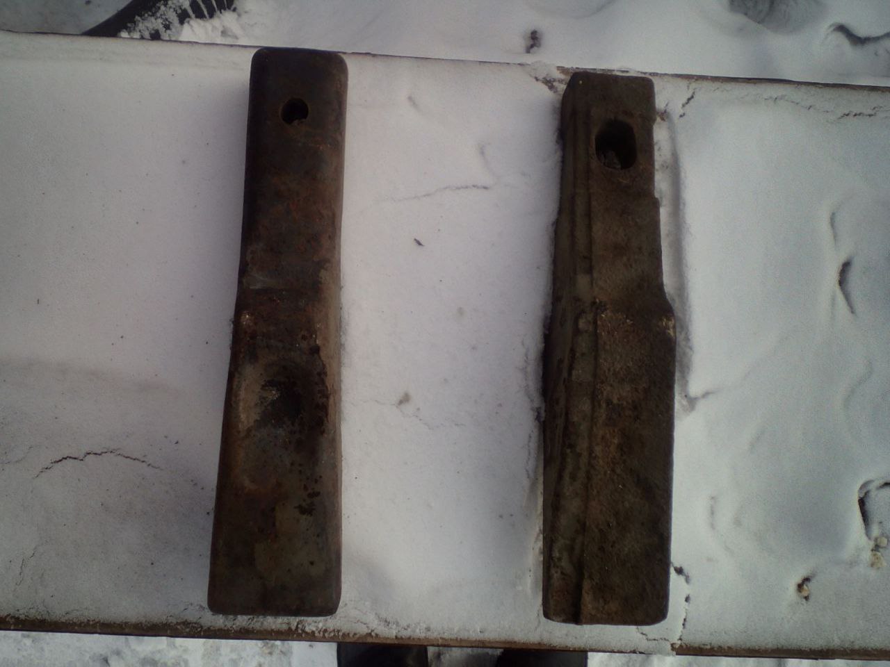 Продам новый вставной зуб ковша экскаватора ЭО-3322 - Запчасти в Чита