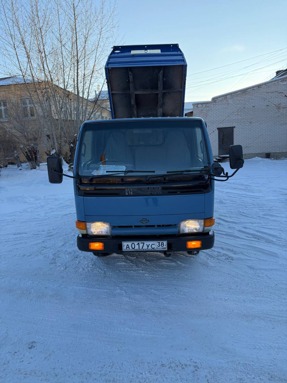 Заводской самосвал в отличном состоянии - Авто в Чита