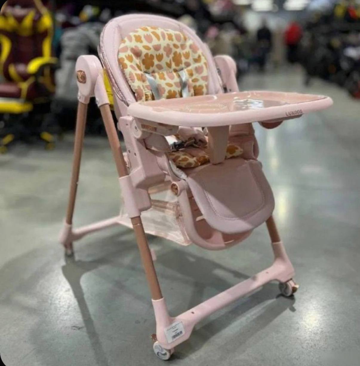 Стульчики-шезлонги для кормления Luxmom Q7 - Товары для детей в Сургут