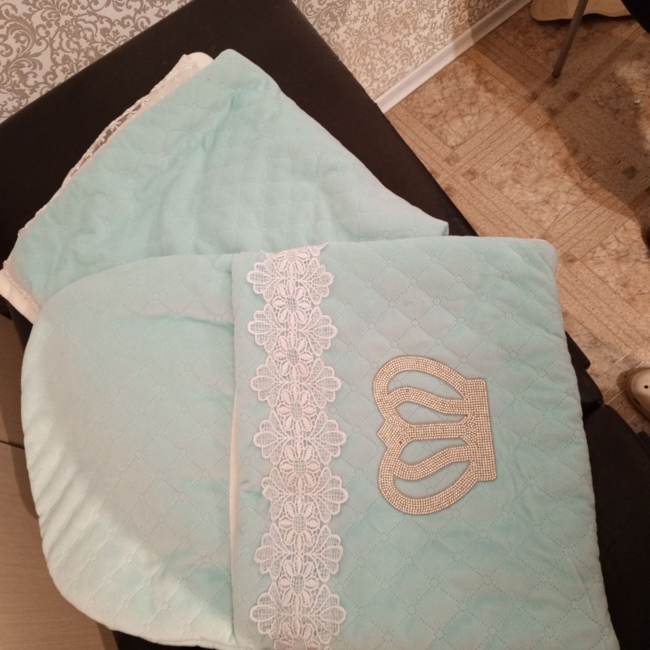 Продам конверт на выписку 2шт - Товары для детей в Сургут - фото 2