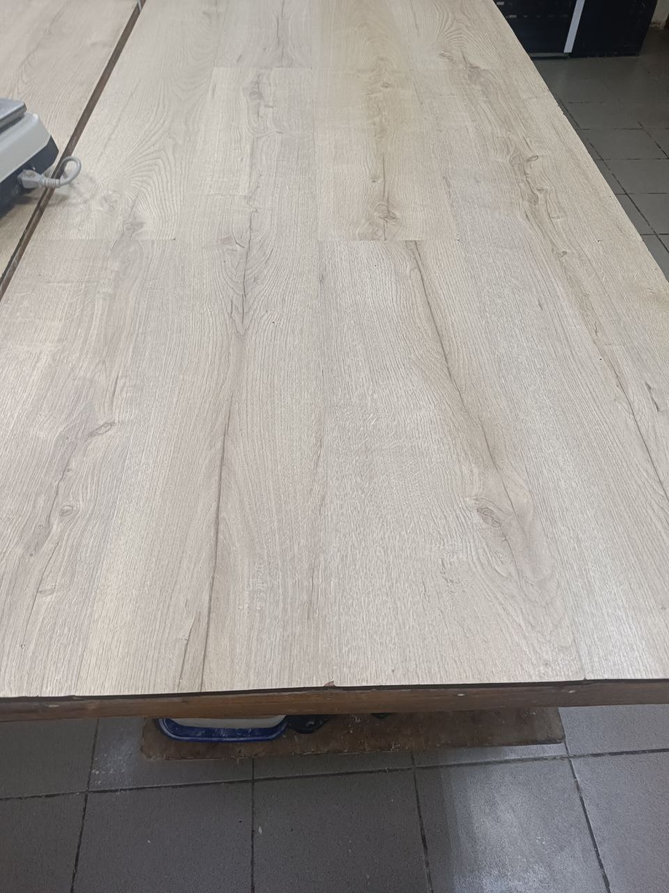 Продается стол деревянный с ламинатом - Для дома и дачи в Тюмень - фото 3