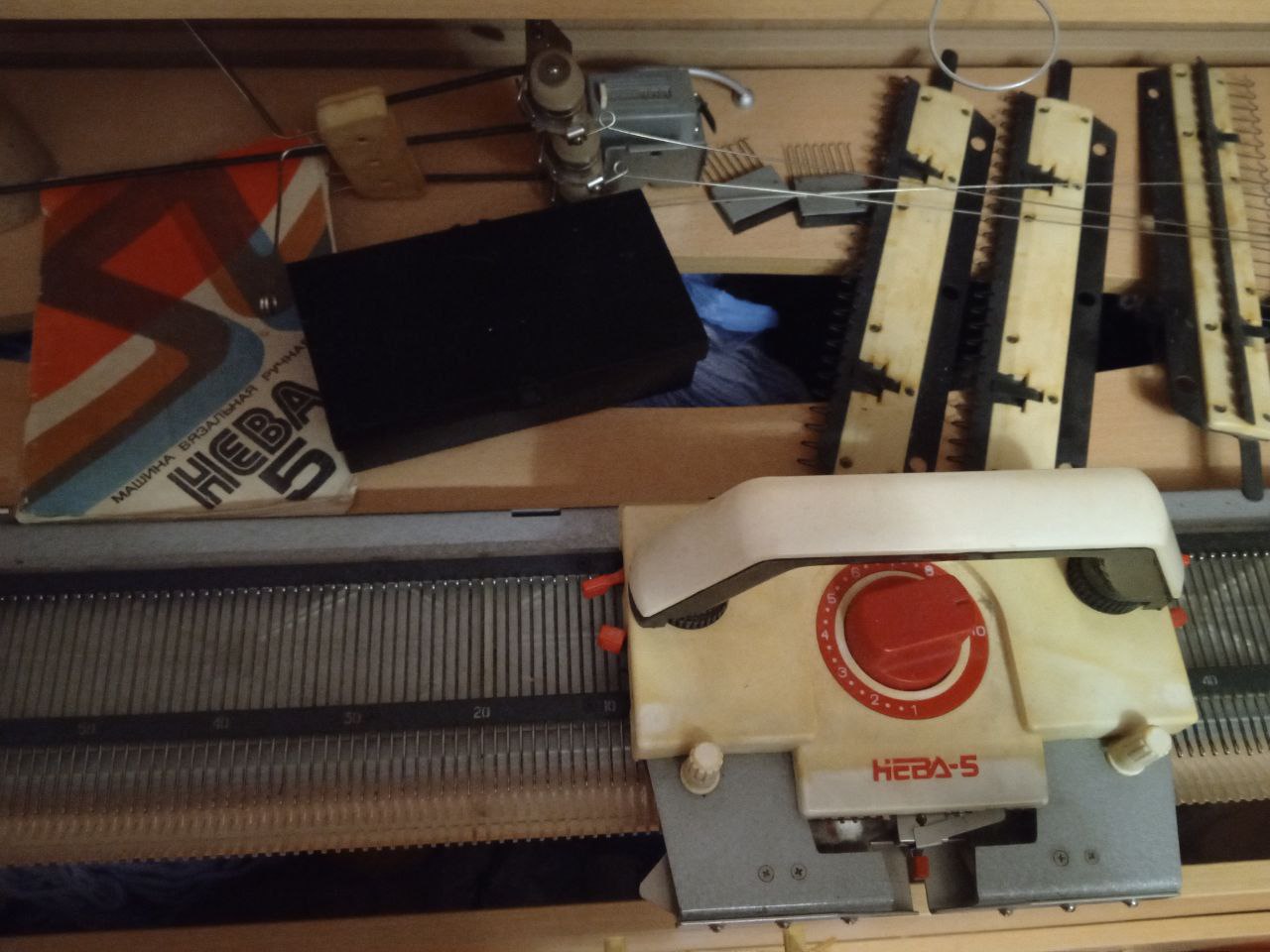 Ручная вязальная машина Нева-5 - Хобби и отдых в Тюмень