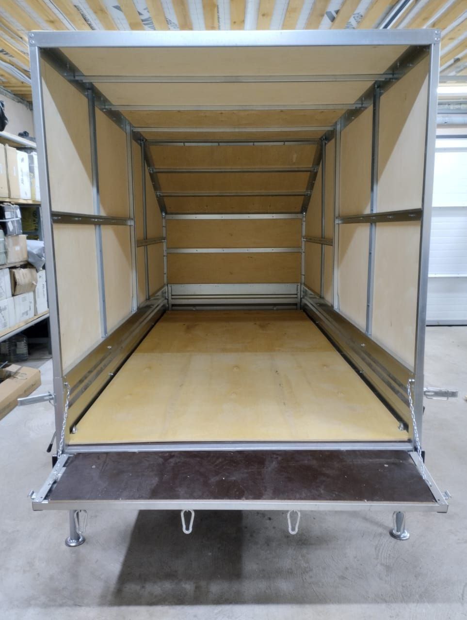 Внутренняя обшивка легковых авто прицепов - Авто в Тюмень