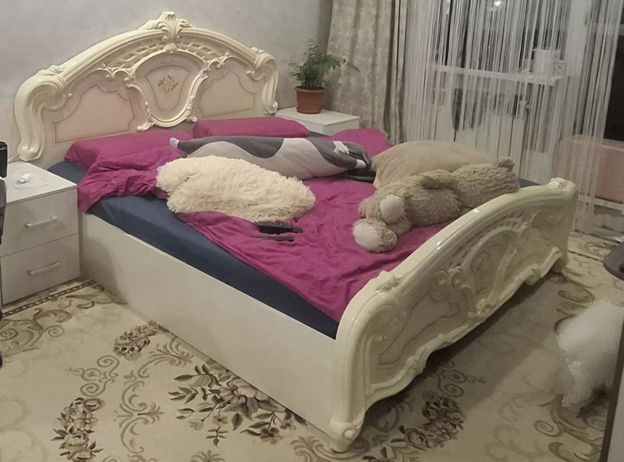 Продам двухспальную кровать - Для дома и дачи в Тюмень