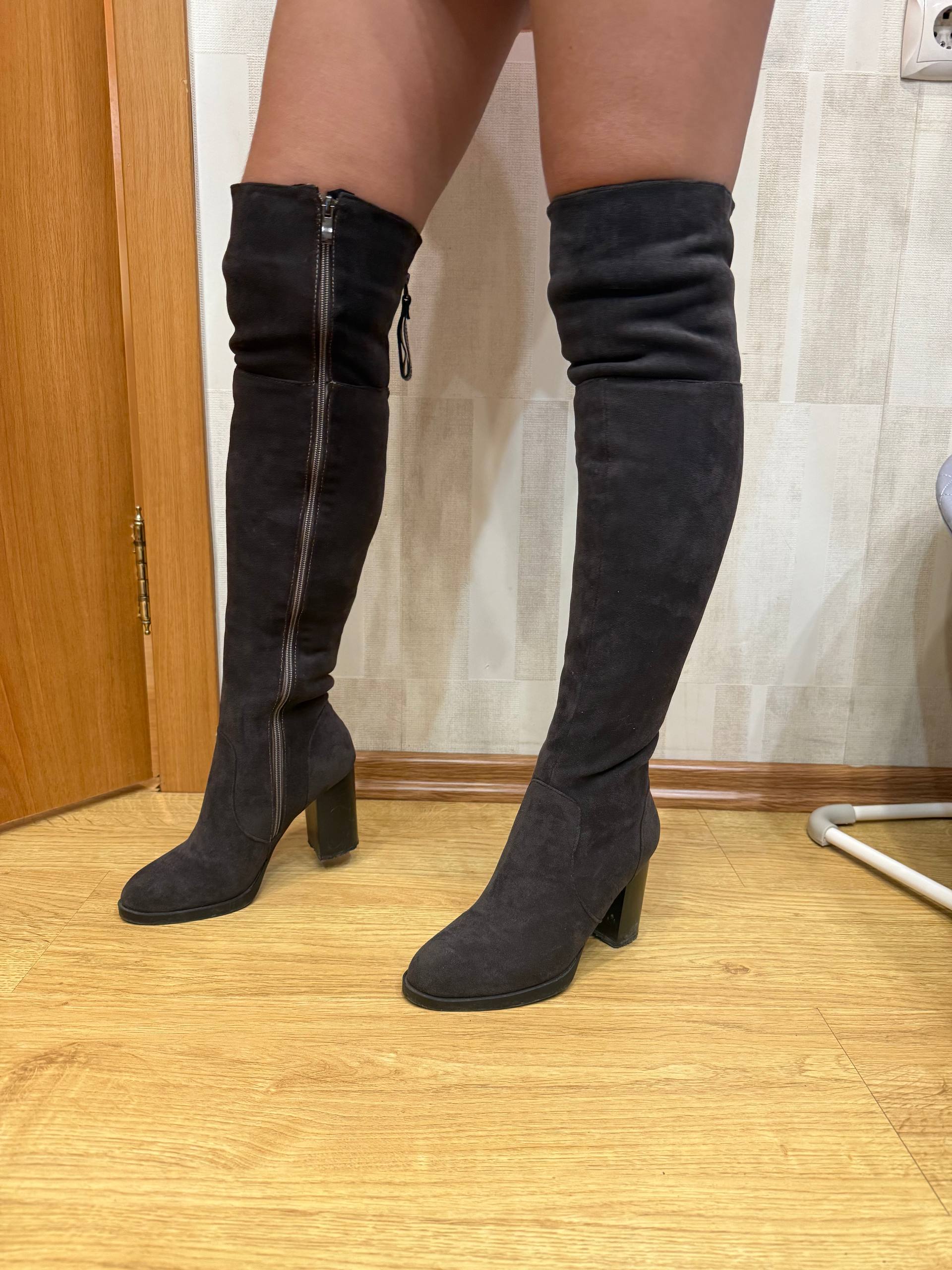 Продам зимние ботфорты - Одежда в Красноярск - фото 2