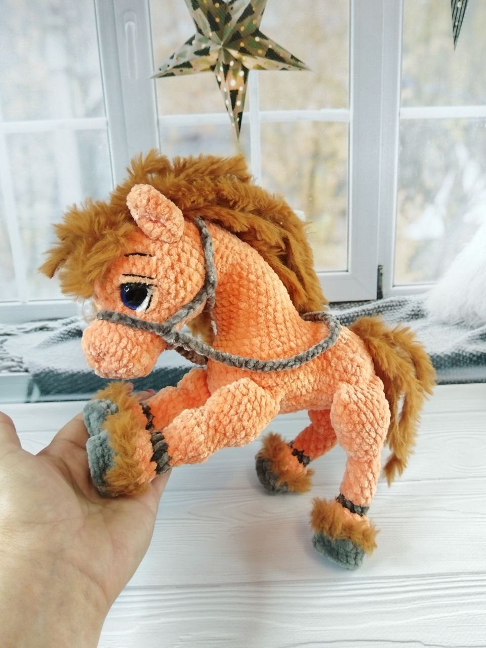 Очаровательная лошадка, связанная крючком - частное объявление в Омск