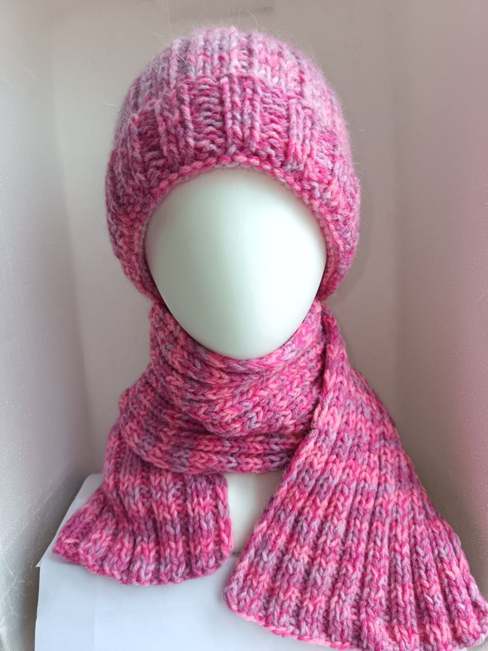 Шапка полушерсть с пухом и мохером - Одежда в Москва