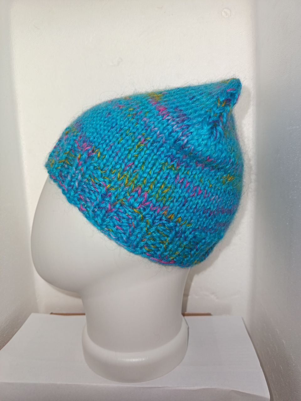 Шапочка тёплая ручная работа - Одежда в Москва - фото 3