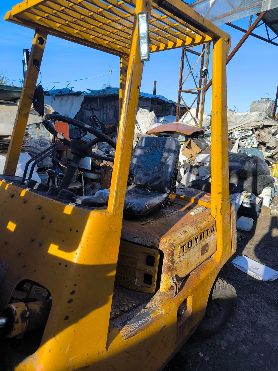 Toyota 85 г выпуск бензин - Авто в Челябинск