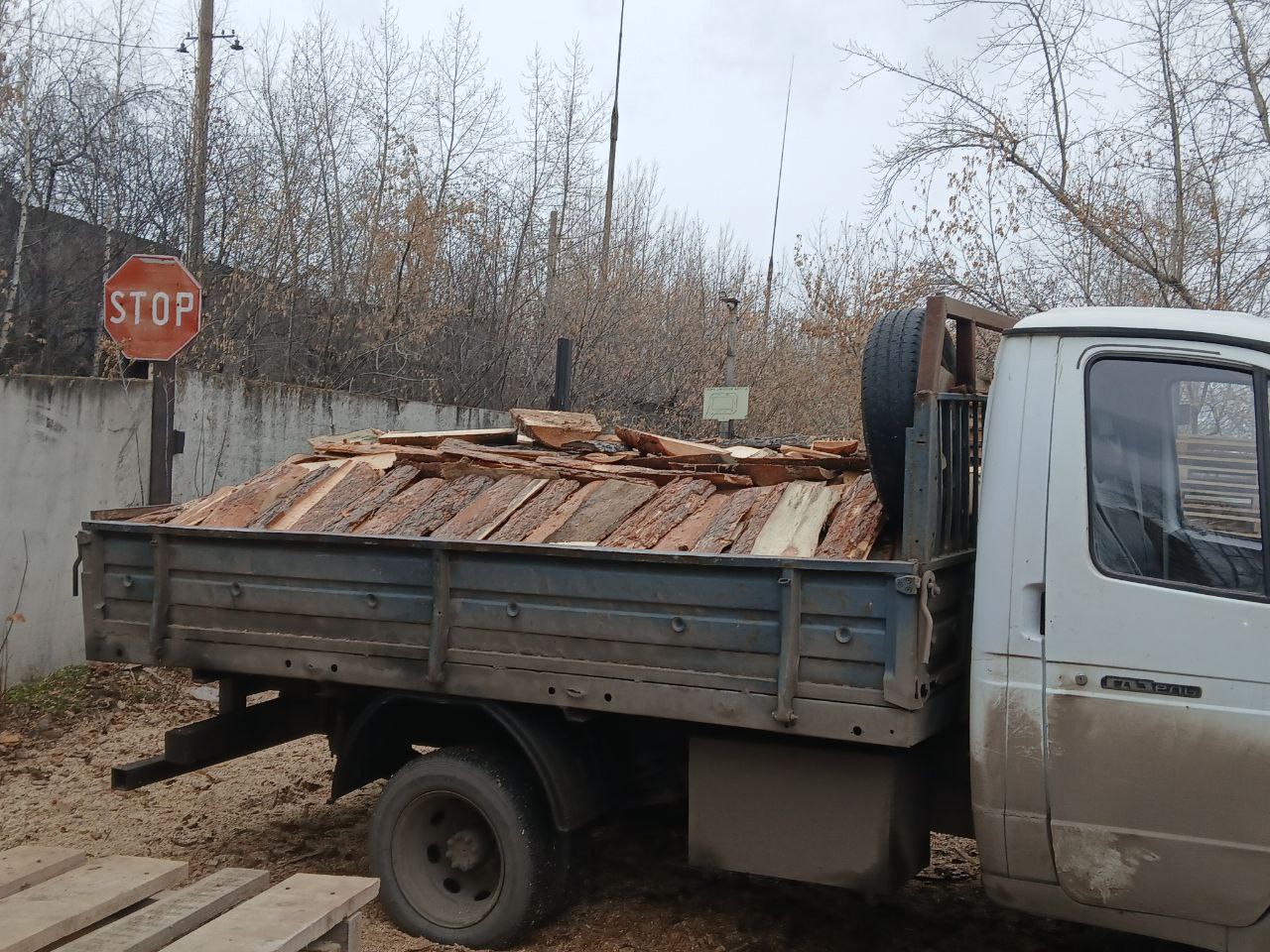 Доставка дров и грузоперевозки - Услуги в Красноярск - фото 2