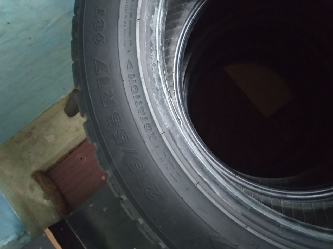 Шины 215/55/17 б.у 2 сезона - Авто в Ижевск