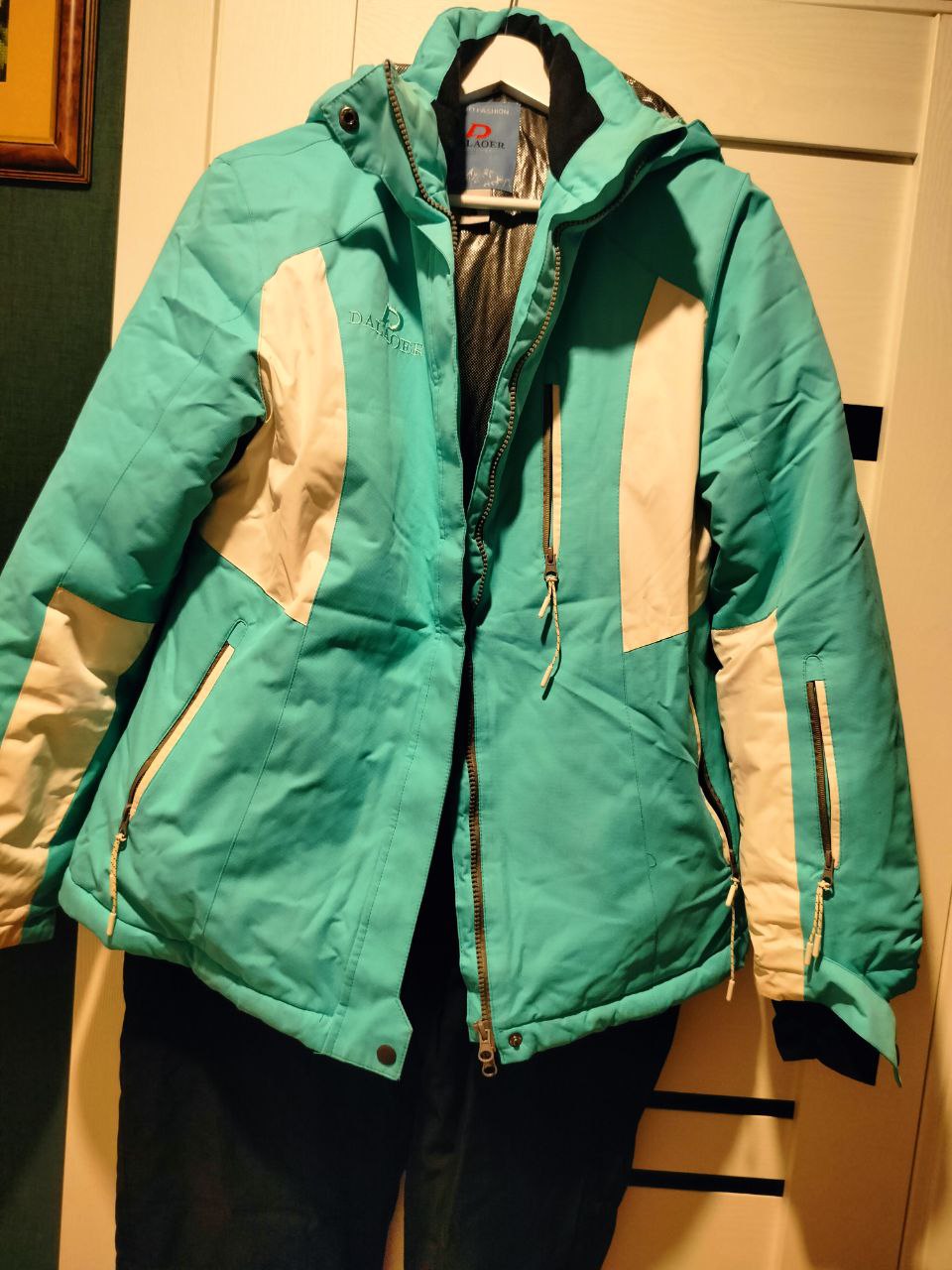 Горнолыжный костюм женский - частное объявление в Ижевск