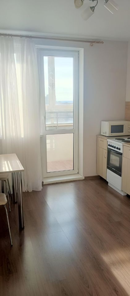 Сдается 1 комнатная квартира в центре в новом ЖК Риверсайд - частное объявление в Уфа