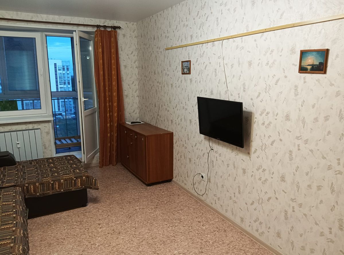 Сдам 2-Х комнатную квартиру в ЗАТОНЕ - Недвижимость в Уфа