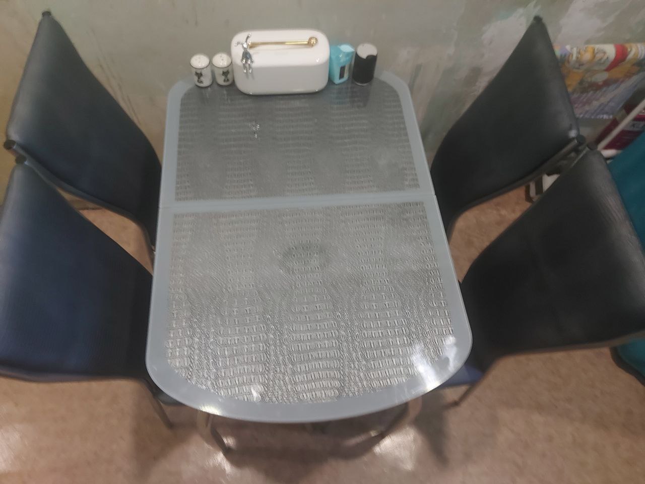 Продам стол и стулья - Для дома и дачи в Чита