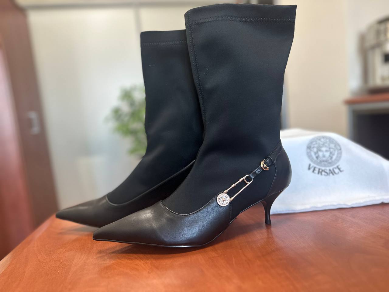 Продаются ботиночки на стельку 27-27,5 см - Одежда в Владивосток