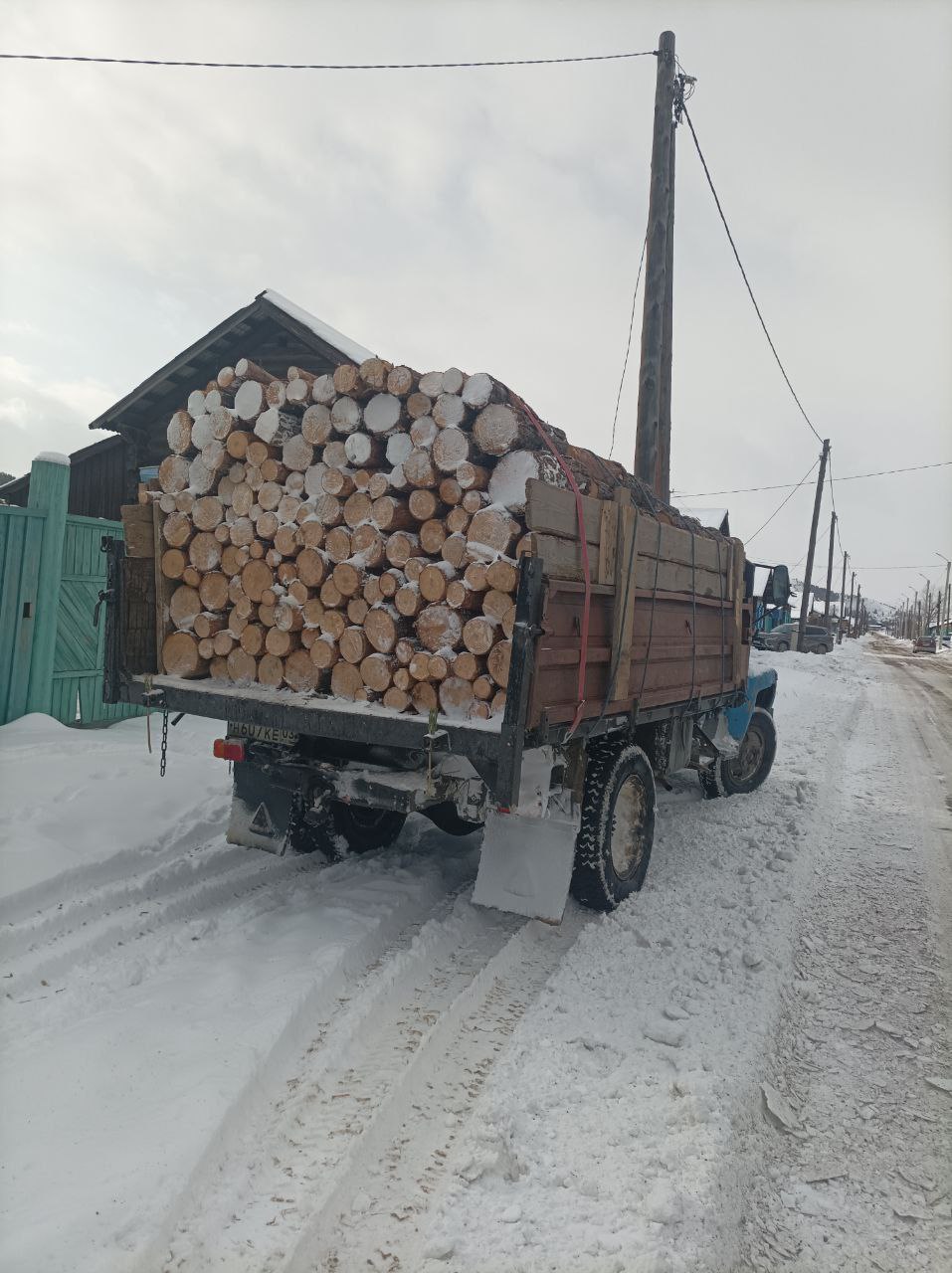 Продажа сырых дров сосна ГАЗ53 - Для дома и дачи в Улан-Удэ - фото 3