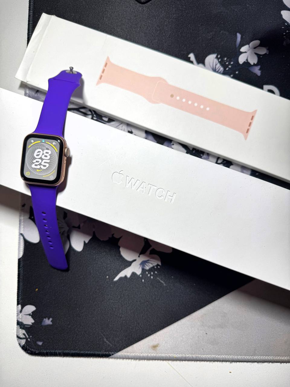 Apple Watch Series 4 40 mm - Электроника в Уфа