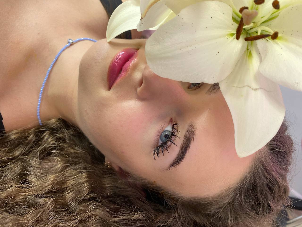 Индивидуальное обучение по базовому курсу наращивания ресниц - частное объявление в Барнаул