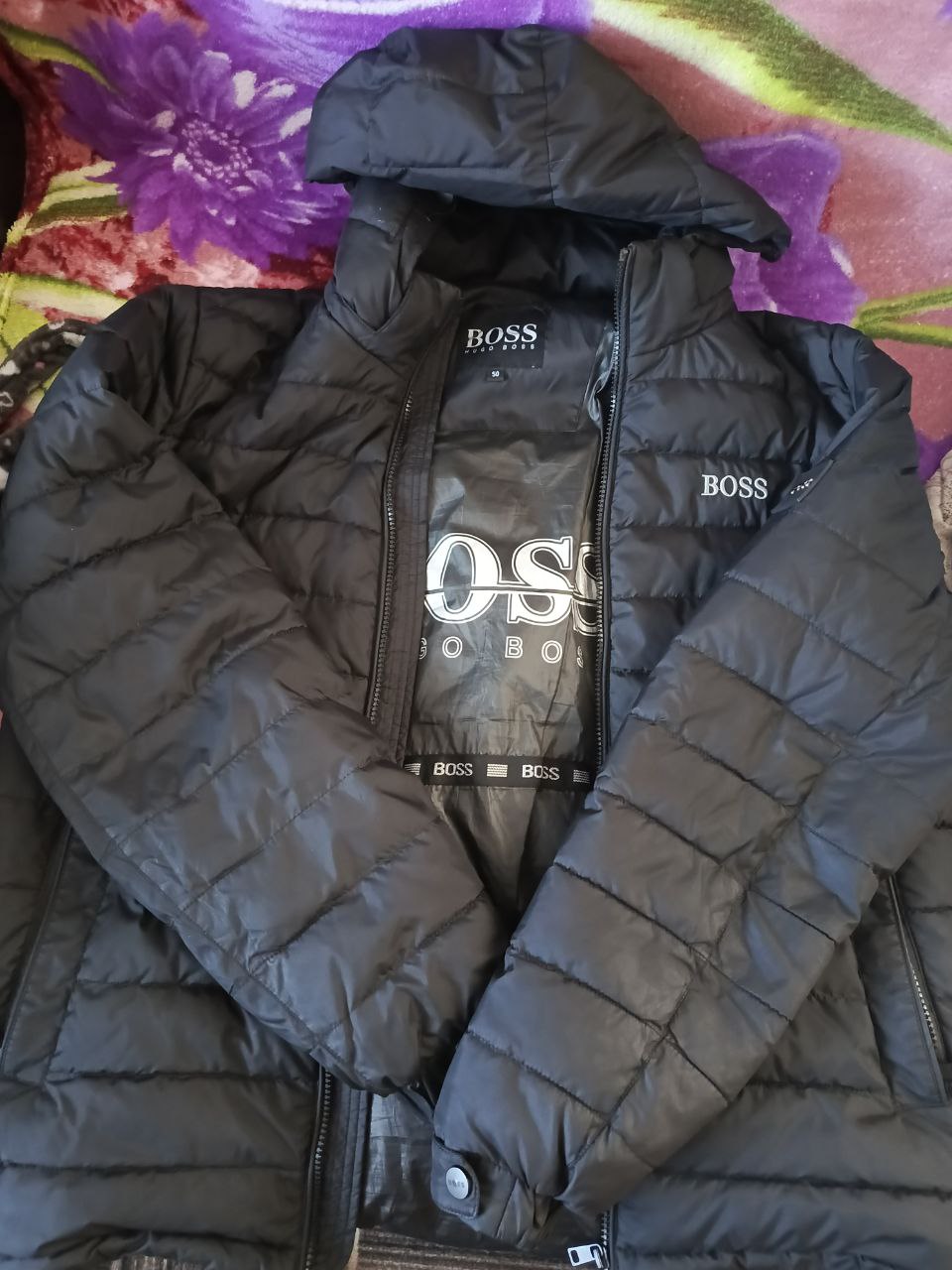 Продам куртку Осеннюю Boss - частное объявление в Ульяновск