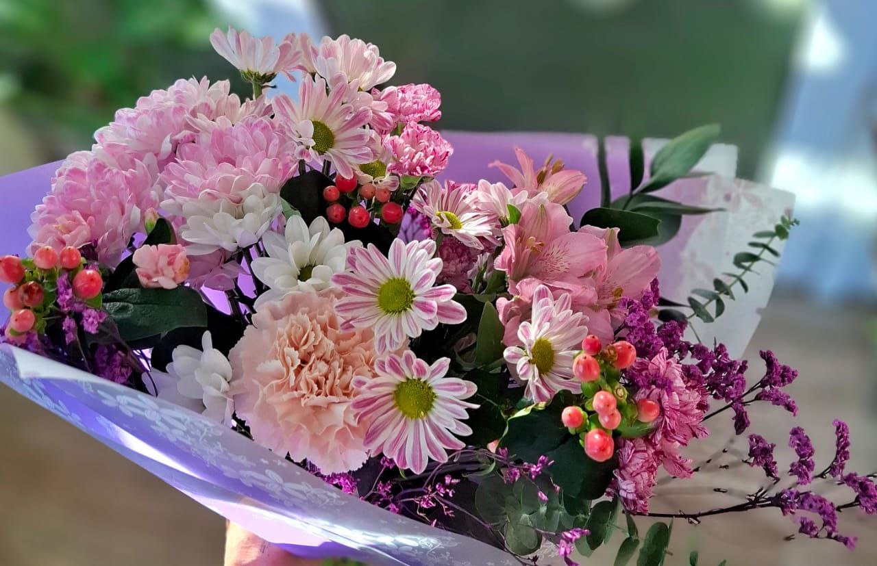 Букет Дня из живых цветов - Хобби и отдых в Владивосток