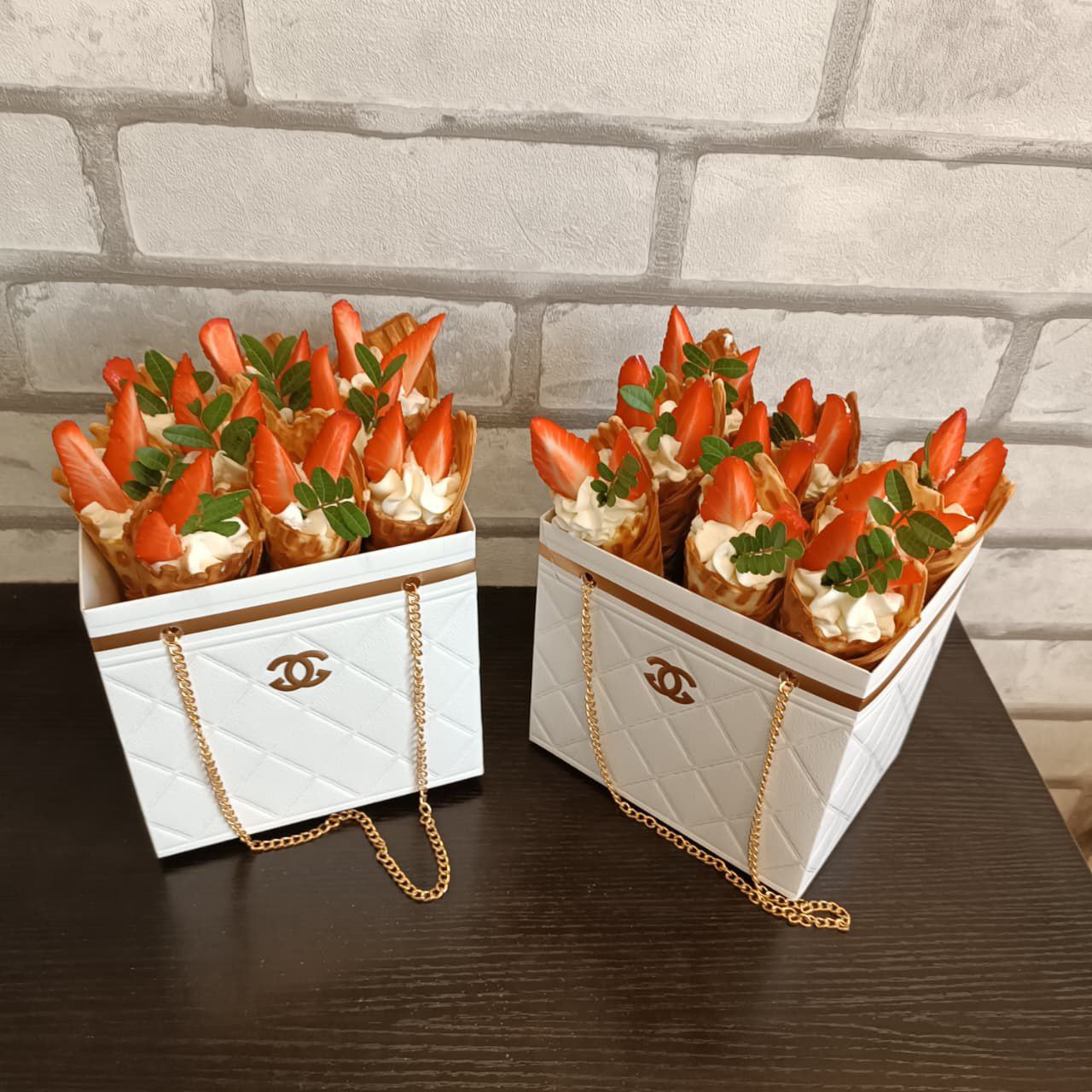 Буклеты из вафель и цветов на заказ - частное объявление в Уссурийск