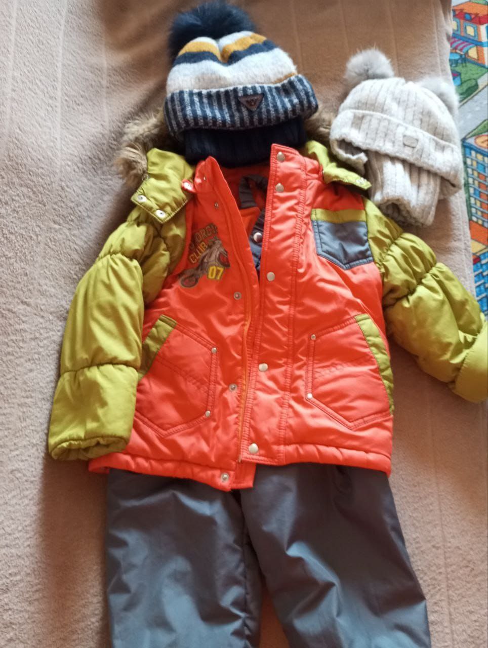 Продам зимний костюм на 2-3 года - Товары для детей в Тюмень