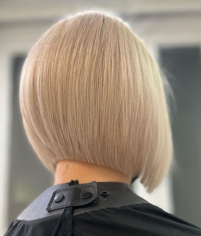 Стрижка и окрашивание волос с подарком - Красота и здоровье в Москва и Область