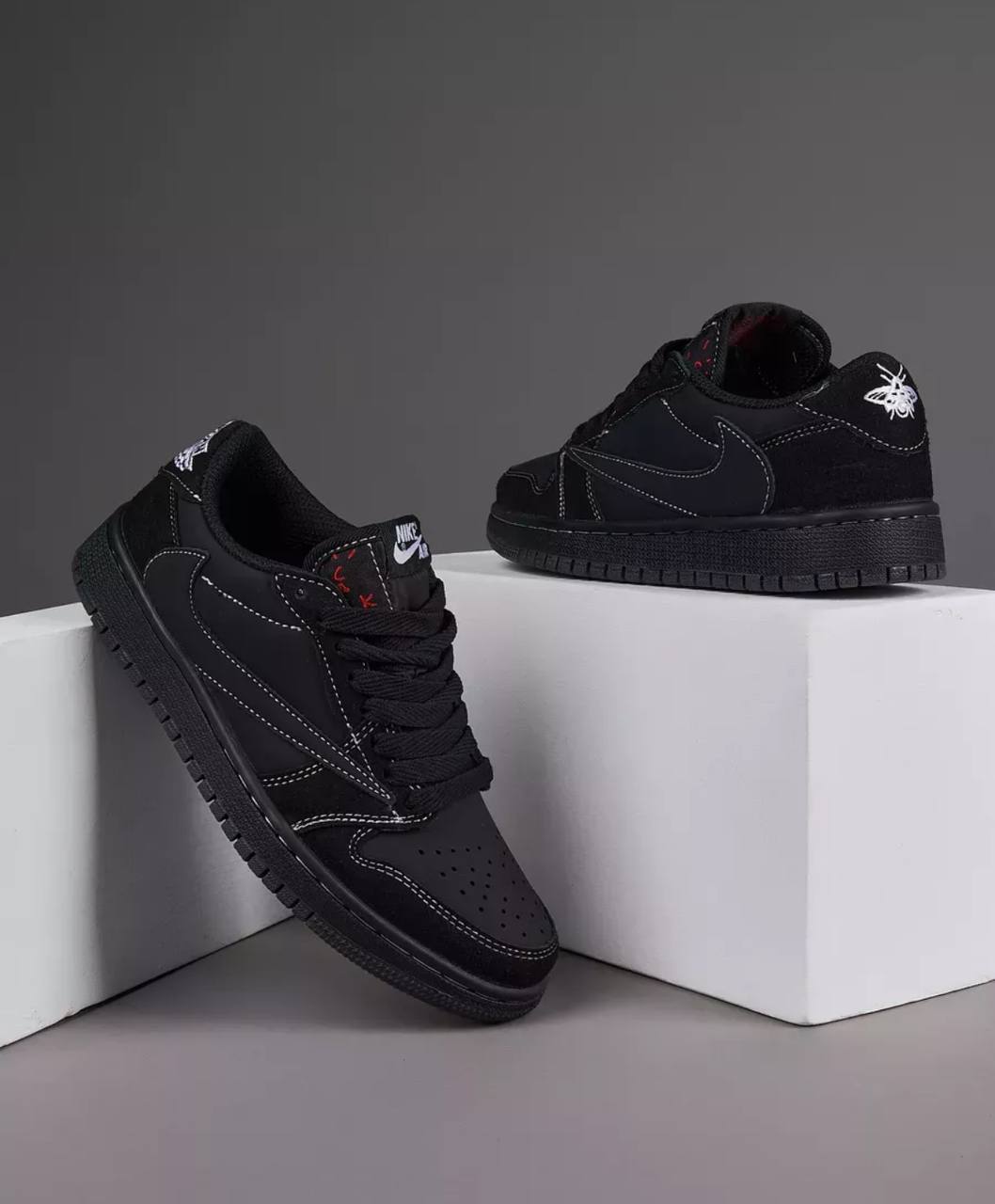 Мужские кроссовки - Одежда в Астрахань