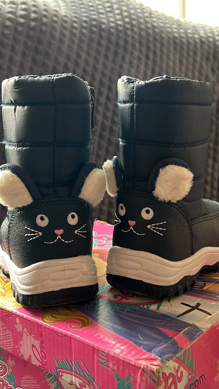 Детские зимние сапоги и кроссовки - частное объявление в Астрахань