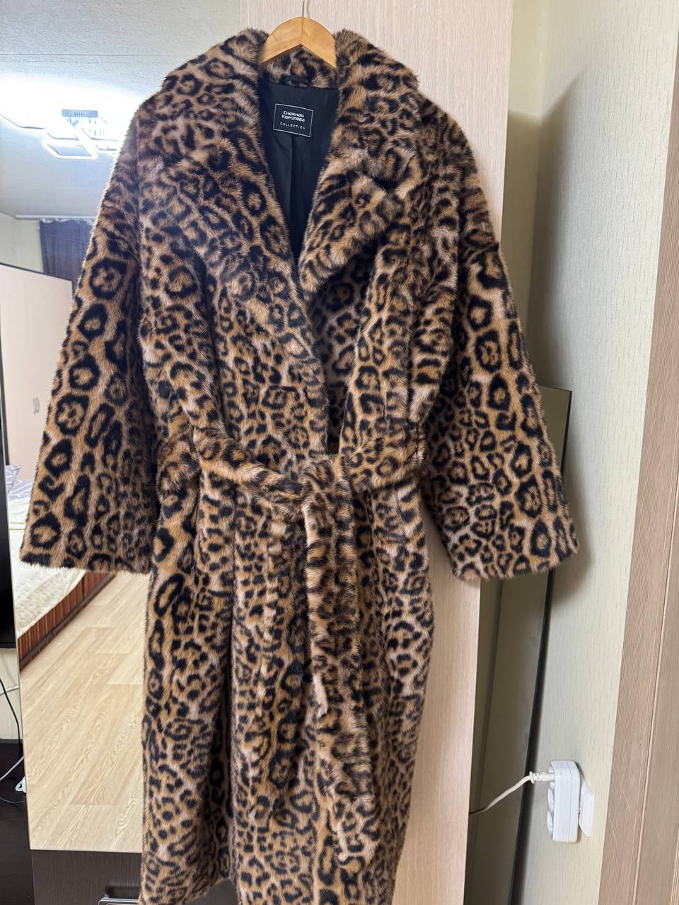 Искусственная шуба Снежная королева - частное объявление в Балашиха