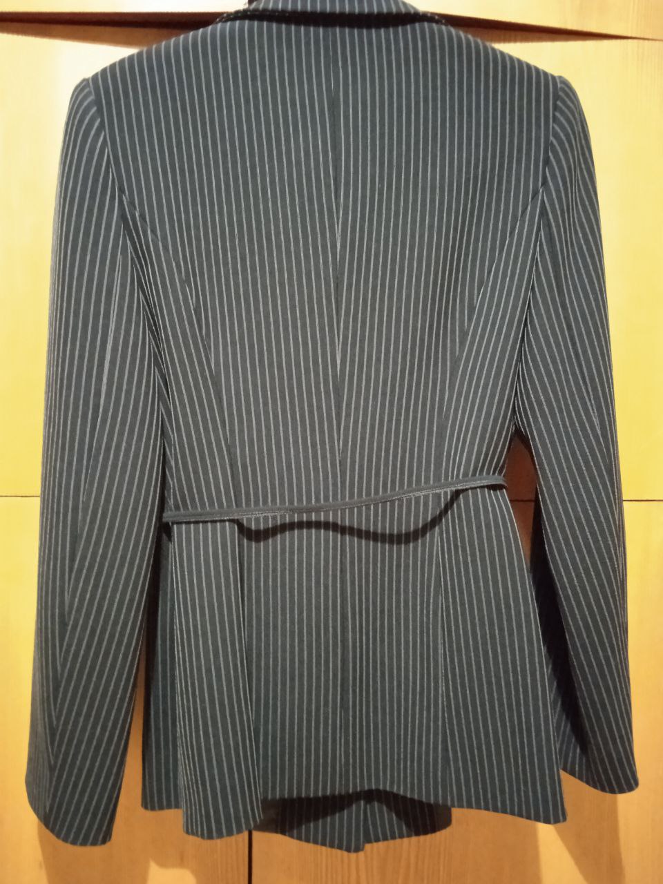 Продам костюм 46 размер - частное объявление в Тольятти