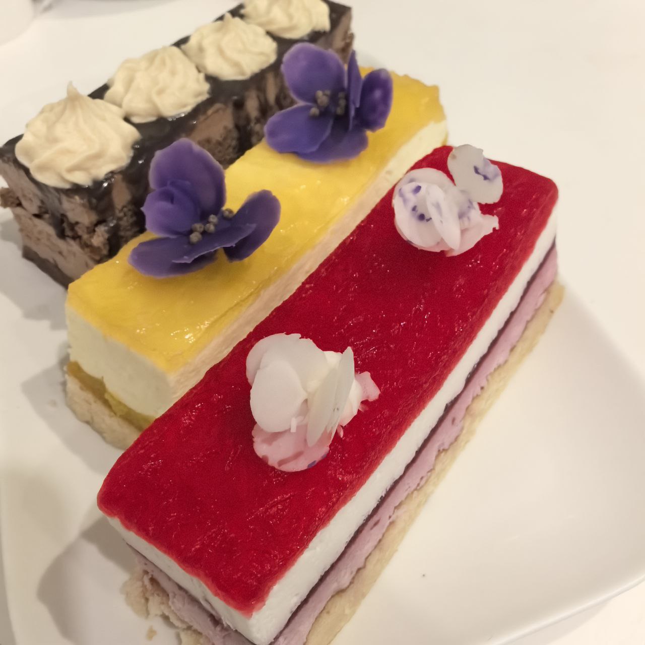 Пирожные разных вкусов - Хобби и отдых в Балашиха