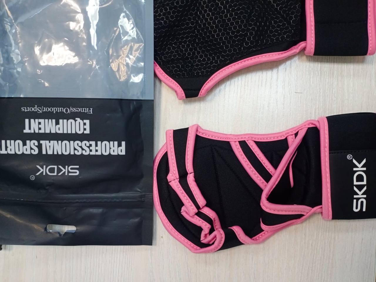 Перчатки для фитнеса открытого типа - Хобби и отдых в Владивосток